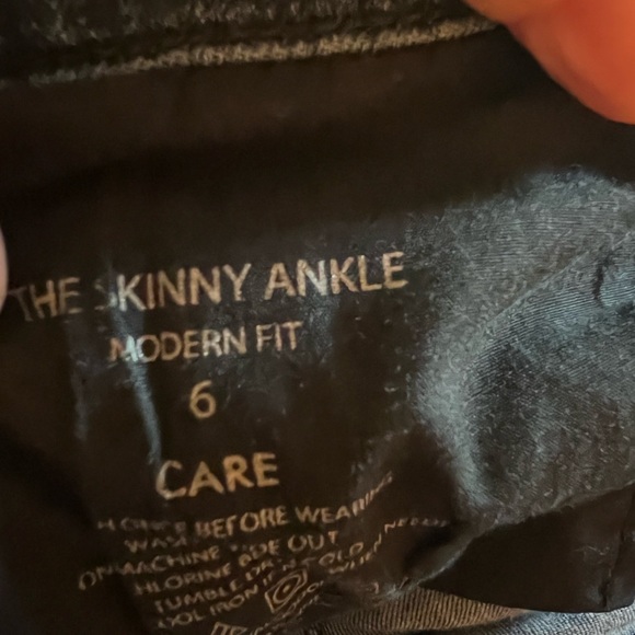 Ann Taylor Jeans Womens Size 6 The Skinny Ankle Modern Fit Stretch Denim - Picture 4 of 4